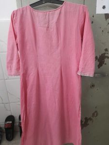 4 Used Kurtis