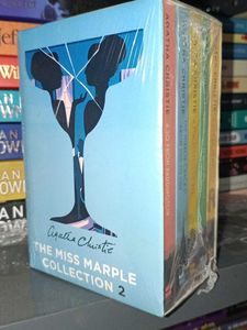 Agatha Christie Paperback Set (5 Books)