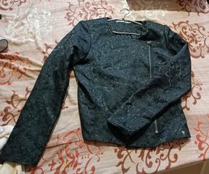 Floral Black Blazer
