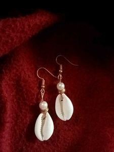 Shell Drop Earrings