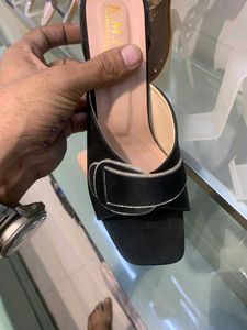 new sandels 550 up to 650 only I have my own shope