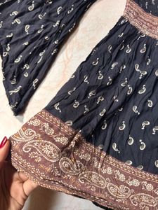 🌺Boho off Shoulder Bell Sleeve Top💙