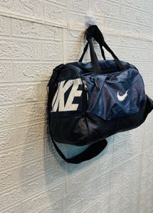 🇦🇺 Nike Imported Traveling Bag