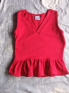 Red Peplum Top🍒🎀