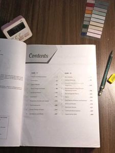 MTG PHYSICS JEE MAIN AND ADVANCED PYQ