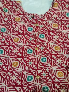 side & middle cut maroon kurta