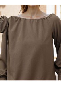 🌸 Shein Boat Neck Floral Applique Loose Fit Top