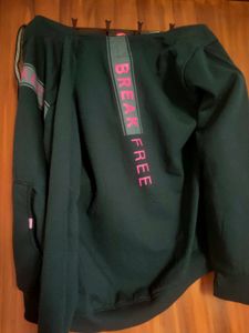 Black 'Break Free' Sweatshirt