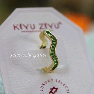 Green Stone Wave Ring