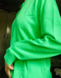 Green Sweatshirt