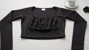 Chic Long Sleeve Crop Top 😍❤️‍🔥