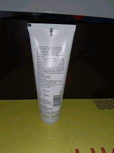 Apollo Walnut Face Scrub