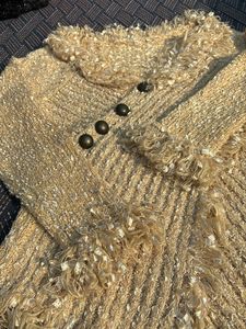 Beautiful Cut Style Woolen Top