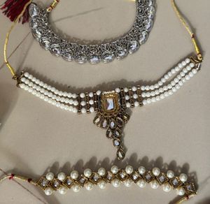 Elegant Pearl &amp; Crystal Jewelry &amp; Moti Necklace