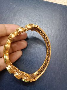 Statement Kundan Bracelet