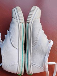 Mac Tennis Shoes - Classic Style