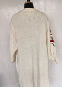 Bloom On Sleeves Embroidery Knit Cardigan