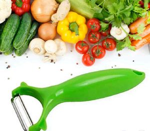 Green Vegetable Peeler