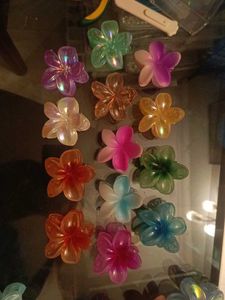 flower claw clips