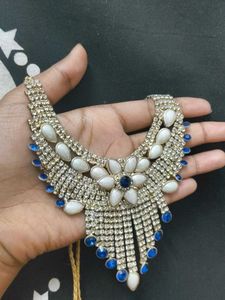 Elegant Stone Jewellery Set