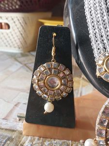 White Stone Necklace Jewellery Set