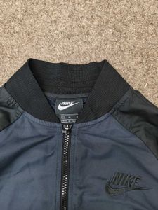 Nike Bomber Jacket - Stylish &amp; Casual