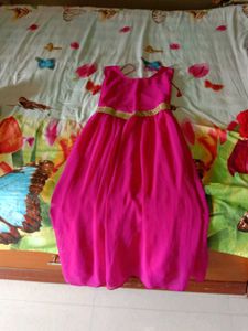 Sleeveless Customized Gown
