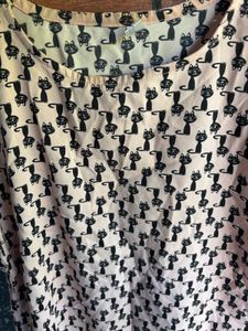 Cute Cat Print T-Shirt