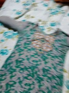 For Donation (4 Kurtis )