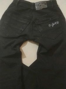 Stylish Black Jeans
