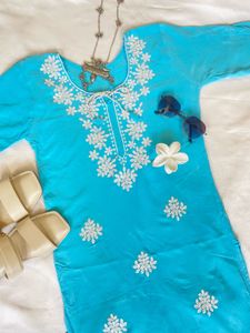 Elegant Blue Embroidered Kurta