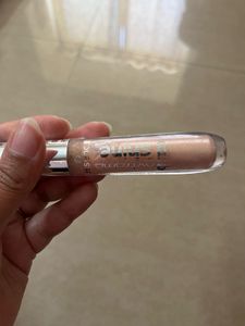 Essence Extreme Shine Lip Gloss