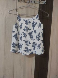 Two Piece Western Top Very Pretty And Beautiful.