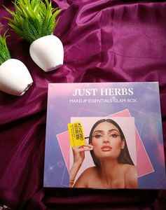 Seal Packed (Just Herbs Beauty Essential Kit)