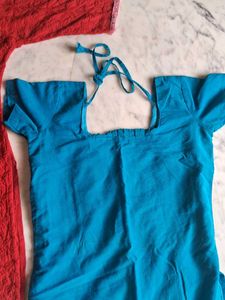 Two Women&#39;s Kurtas