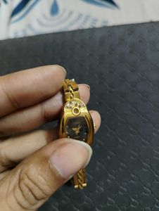 Elegant Citizen Gold Watch