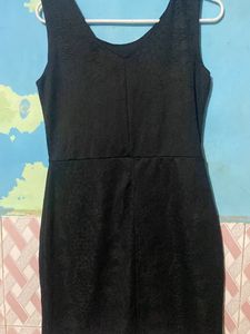 Black One Piece H. Or Bhut Acha H.