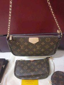 Louis Vuitton pochette