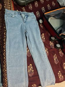 Light Wash Jeans