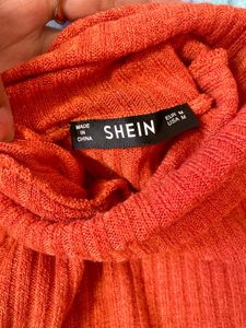 Orange Fitted Top🍊🐈