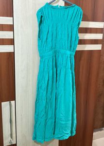 Green Sleeveless Dress