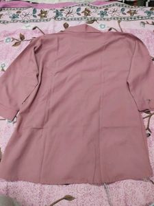 Elegant Pink Button-Down Shirt (U)