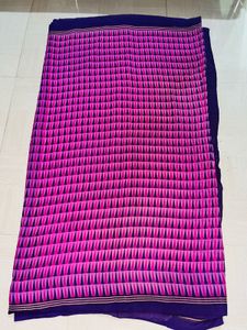 Magenta &amp; Navy Geometric Print Saree