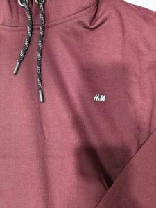 Burgundy H&amp;M Hoodie - Cozy and Stylish