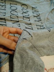 Gray Graphic Print Long Sleeve Crop Top