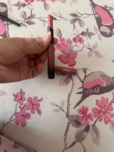 Lipstick in Shade- More Buff