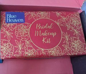 Blue Heaven Makeup Kit💫