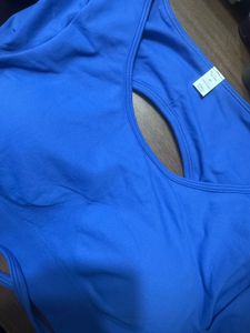 Trending Gym Backless Top With Pads