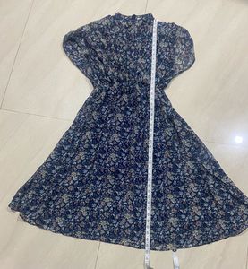 🌸 Effortlessly Elegant Floral Frock 🌸