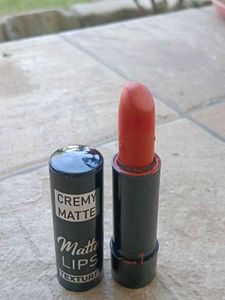 Nude Matte Lipstick